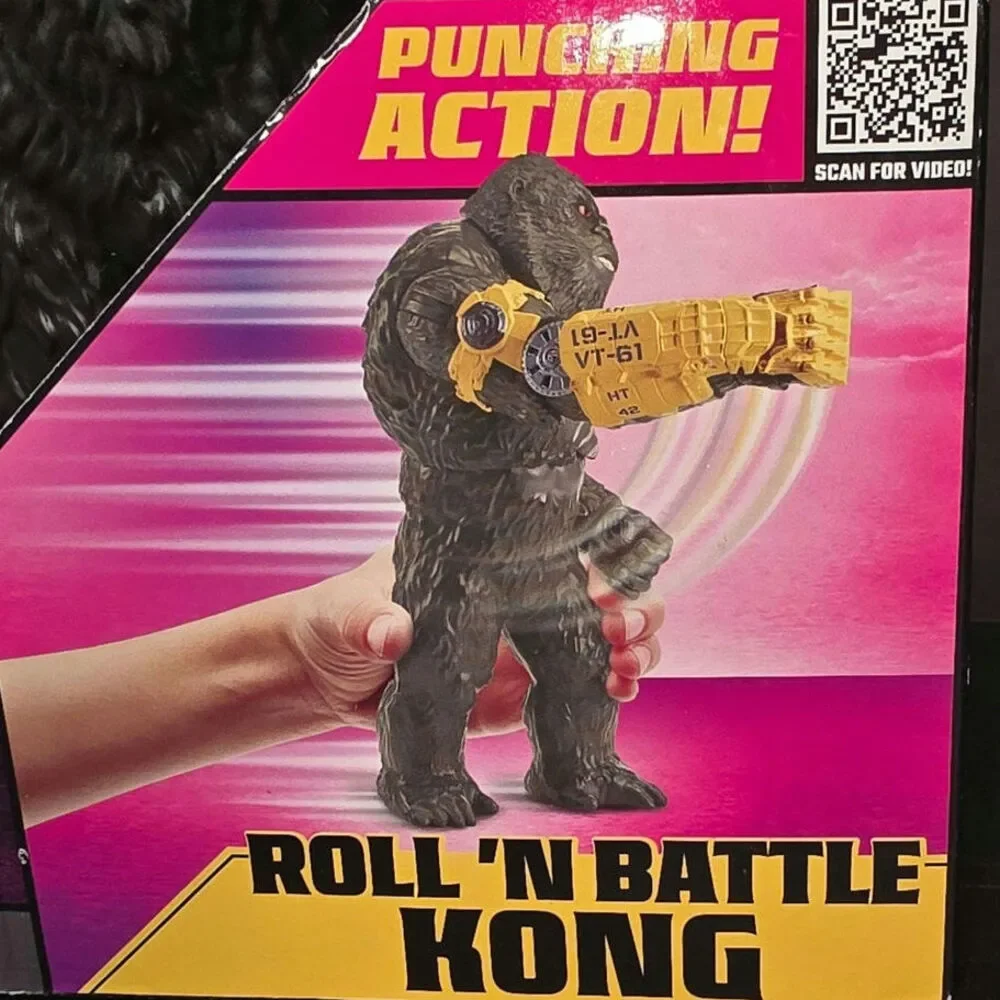 MonsterVerse Godzilla-Kong Roll 'n Battle Kong Roll for Punching Action